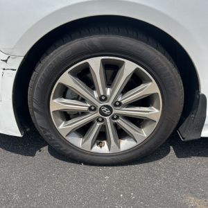 صورة مصغرة 17 لـ 2017 Hyundai SONATA LIMITED