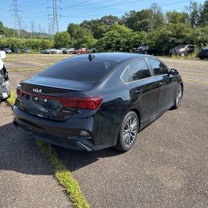 صورة 7 لـ 2023 KIA FORTE GT-LINE