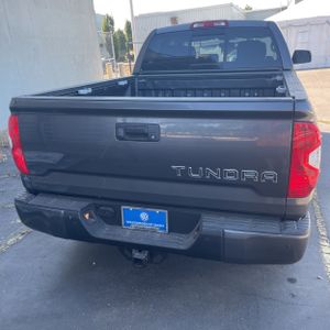 صورة 7 لـ 2017 Toyota TUNDRA SR5