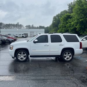 CHEVROLET TAHOE - 3