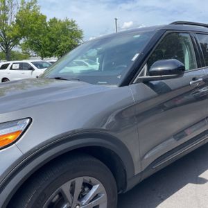 FORD EXPLORER XLT - 2