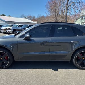 PORSCHE MACAN GTS - 4