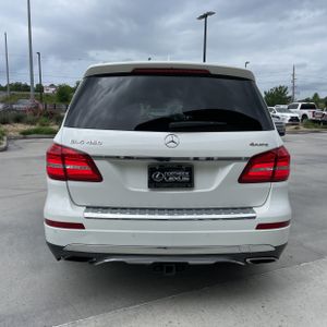 MERCEDES-BENZ GLS - 7