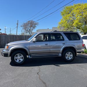 TOYOTA 4RUNNER - 3