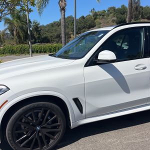 2021 BMW X5 SDRIVE40I — фото 2