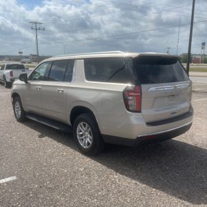 CHEVROLET SUBURBAN LT - 5