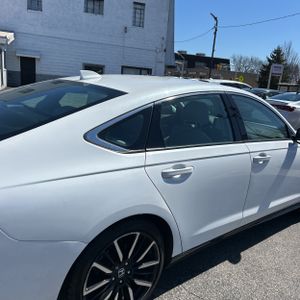 HONDA ACCORD HYBRID TOURING - 9