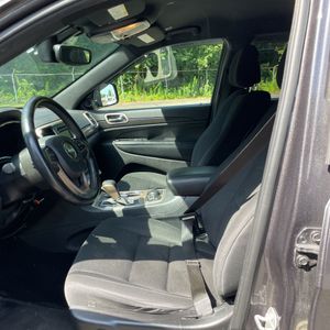 2017 JEEP GRAND CHEROKEE LAREDO 缩略图 32