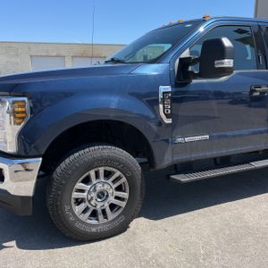 FORD F-250 XLT - 2