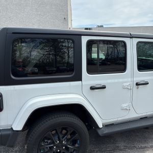 JEEP WRANGLER 4XE SAHARA 4X4 - 9