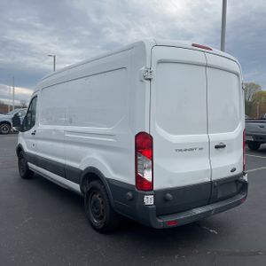 FORD TRANSIT 150 - 5