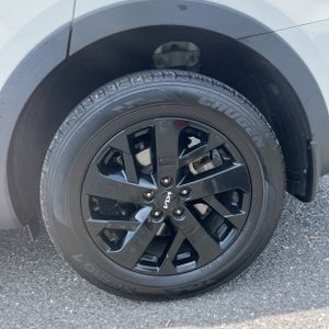 2023 KIA SORENTO X-LINE S — миниатюра 18