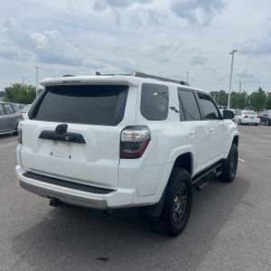 TOYOTA 4RUNNER - 8