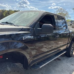 FORD F-150 XLT - 2