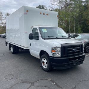 FORD E-350 CUTAWAY - 8