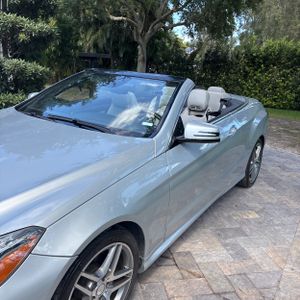 MERCEDES-BENZ E-CLASS - 2