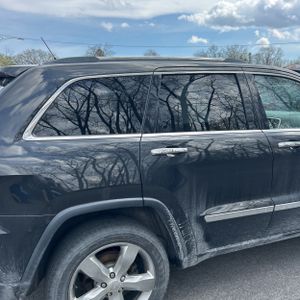 JEEP GRAND CHEROKEE OVERLAND - 9