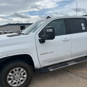 2024 Chevrolet SILVERADO 2500HD LT — фото 2