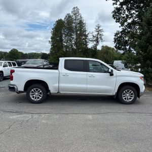 صورة 10 لـ 2022 Chevrolet SILVERADO 1500 LT