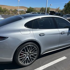 2021 Porsche PANAMERA 4S 照片 9