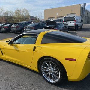 CHEVROLET CORVETTE BASE - 6