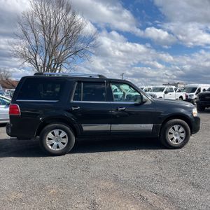 LINCOLN NAVIGATOR BASE - 10