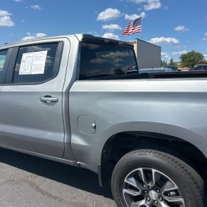 2023 Chevrolet SILVERADO 1500 LT — фото 6