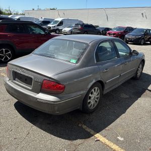 HYUNDAI SONATA GLS - 7