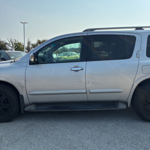 2011 Nissan ARMADA SV — фото 4