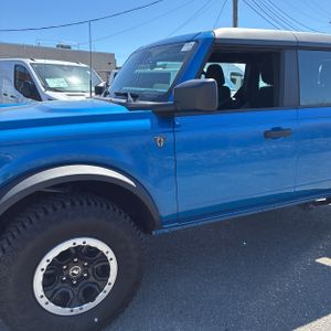FORD BRONCO - 2