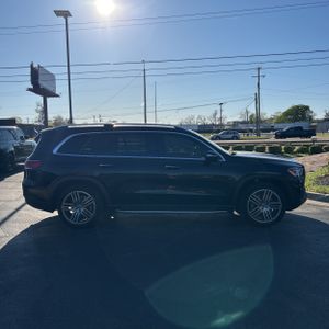 MERCEDES-BENZ GLS - 10