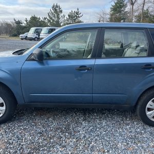 SUBARU FORESTER X - 4