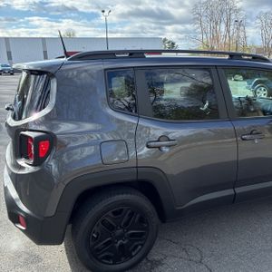 JEEP RENEGADE UPLAND - 9