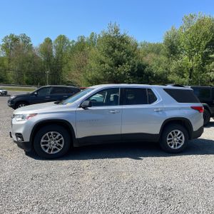 CHEVROLET TRAVERSE LS - 3