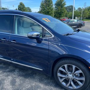 2017 Chrysler PACIFICA LIMITED — фото 13