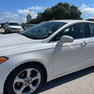 FORD FUSION SE - 2