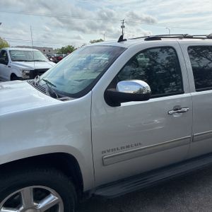 CHEVROLET AVALANCHE LT - 2