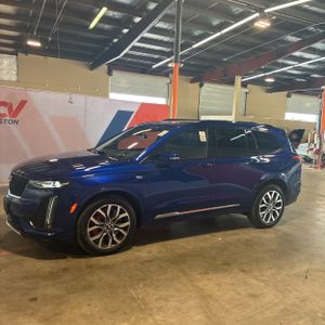 2023 Cadillac XT6 SPORT photo 3