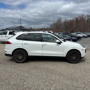 PORSCHE CAYENNE PLATINUM EDITION - 10