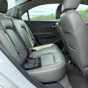 2017 Chevrolet SONIC PREMIER AUTO thumbnail 35