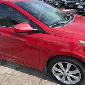 2013 Hyundai ACCENT GLS — миниатюра 13