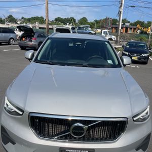 2023 Volvo XC40 CORE — миниатюра 15