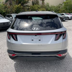 HYUNDAI TUCSON SEL - 7