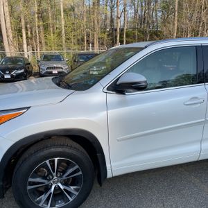 TOYOTA HIGHLANDER - 2