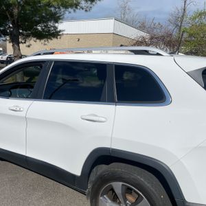 JEEP CHEROKEE LIMITED - 6