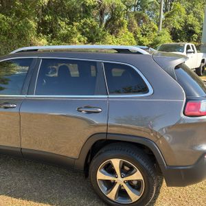 JEEP CHEROKEE LIMITED - 6