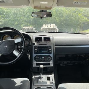 صورة مصغرة 35 لـ 2010 Dodge CHARGER SXT