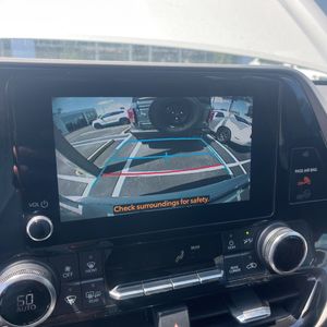 2023 Toyota HIGHLANDER LE 缩略图 40