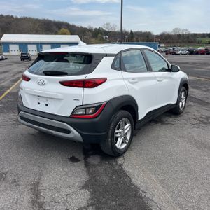 HYUNDAI KONA SE - 8