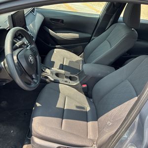 صورة مصغرة 31 لـ 2025 Toyota COROLLA LE